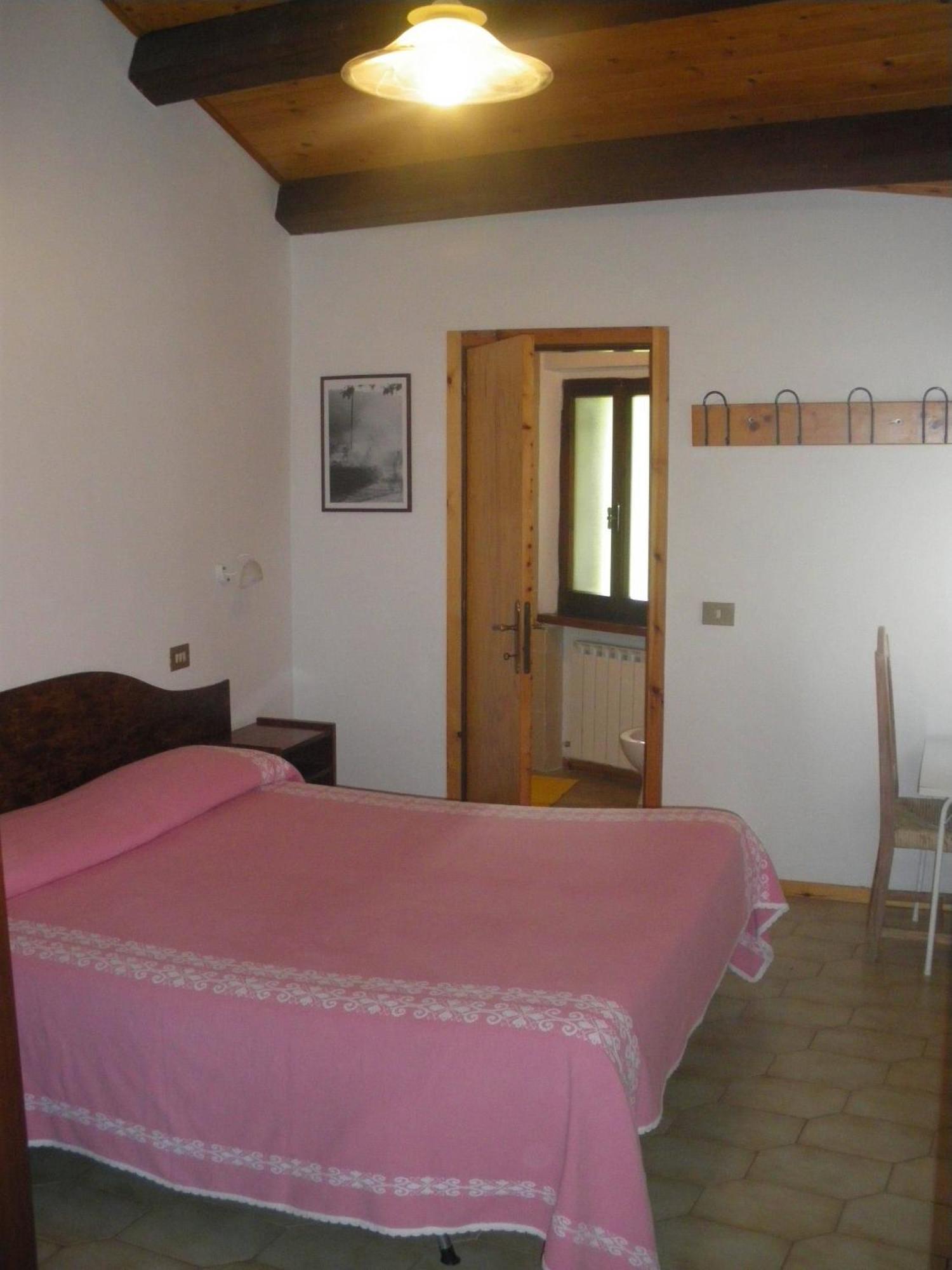 Agriturismo Orsaiola Urbania Dış mekan fotoğraf