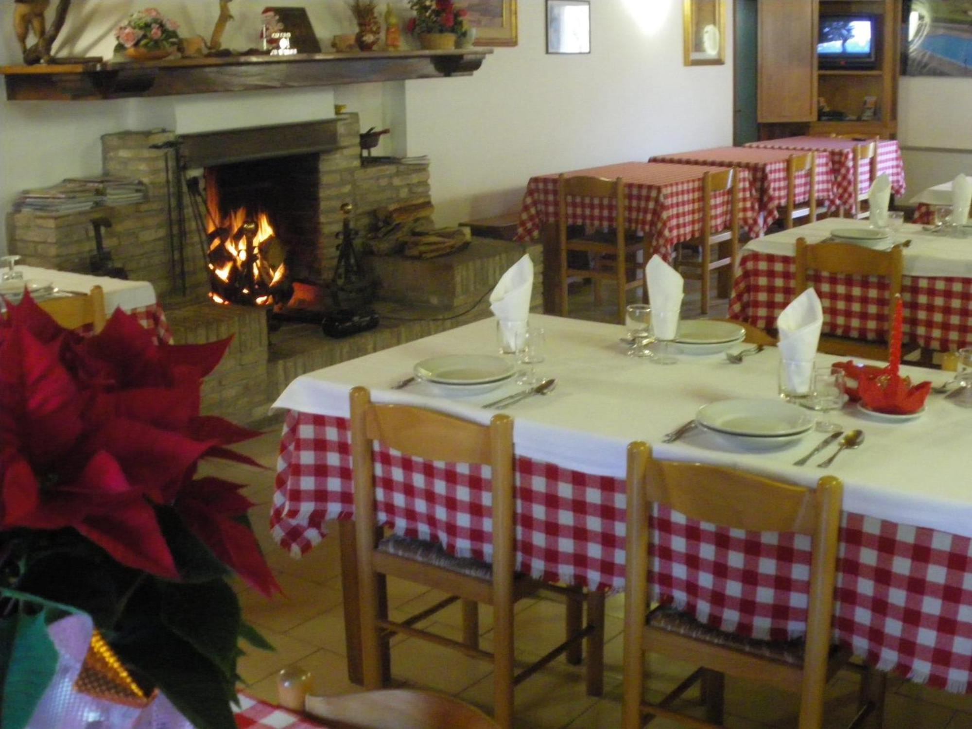 Agriturismo Orsaiola Urbania Dış mekan fotoğraf