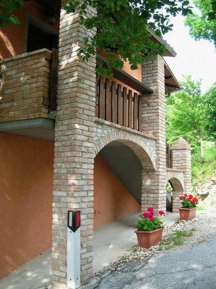 Agriturismo Orsaiola Urbania Dış mekan fotoğraf